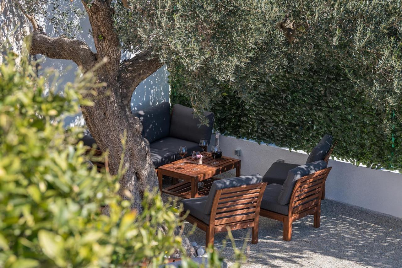 Villa Petra Apartment With Private Pool Makarska Extérieur photo