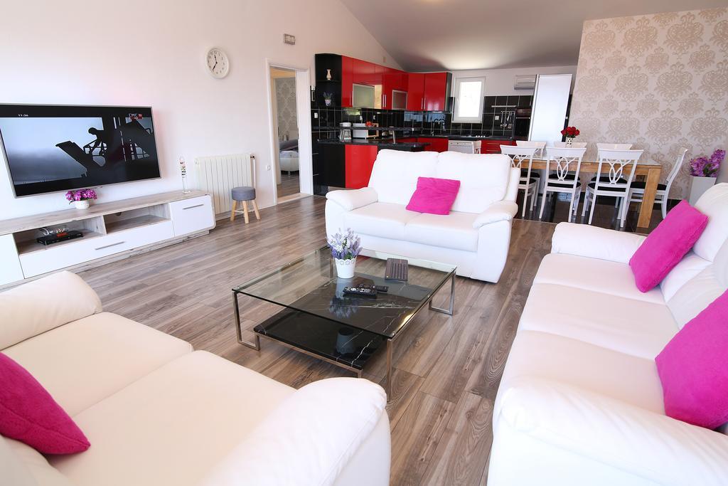 Villa Petra Apartment With Private Pool Makarska Extérieur photo