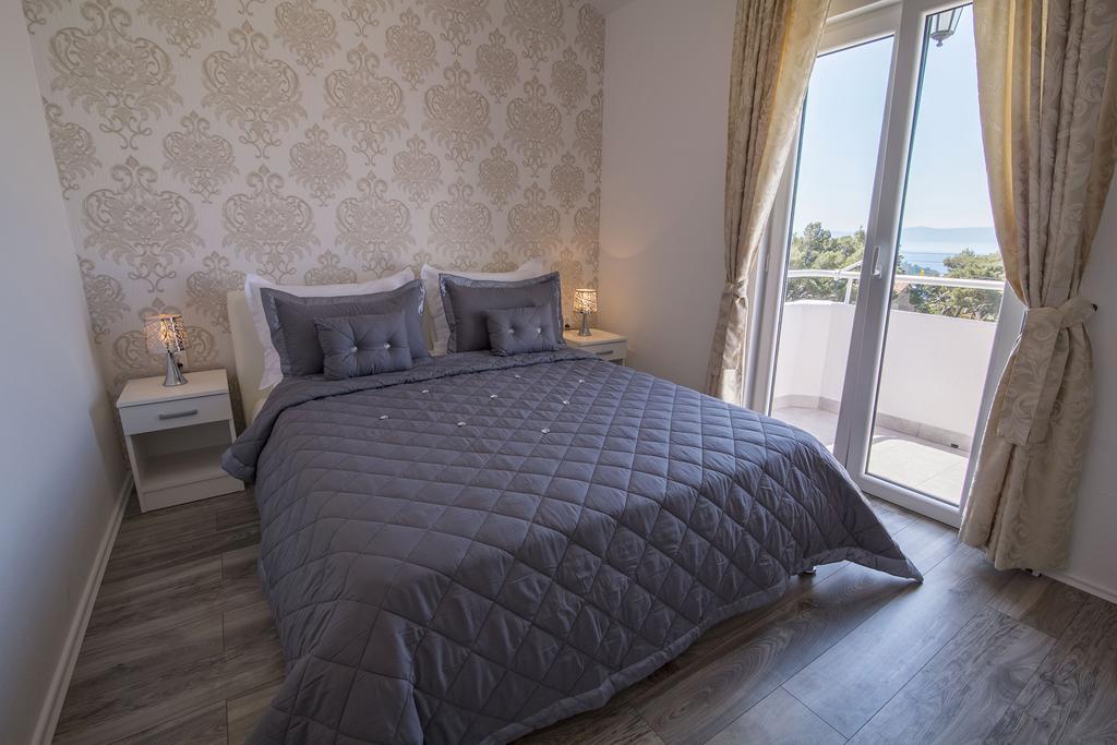 Villa Petra Apartment With Private Pool Makarska Extérieur photo