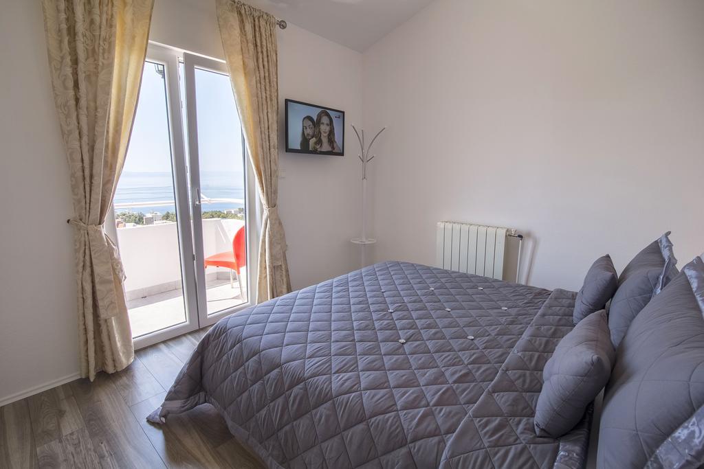 Villa Petra Apartment With Private Pool Makarska Extérieur photo